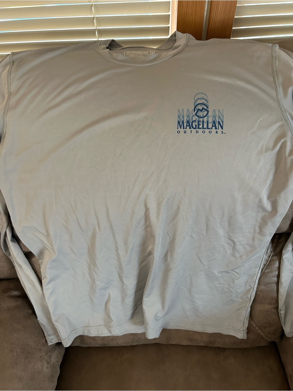 Magellan Outdoors Men’s Long-Sleeve Performance Shirt – Light Gray